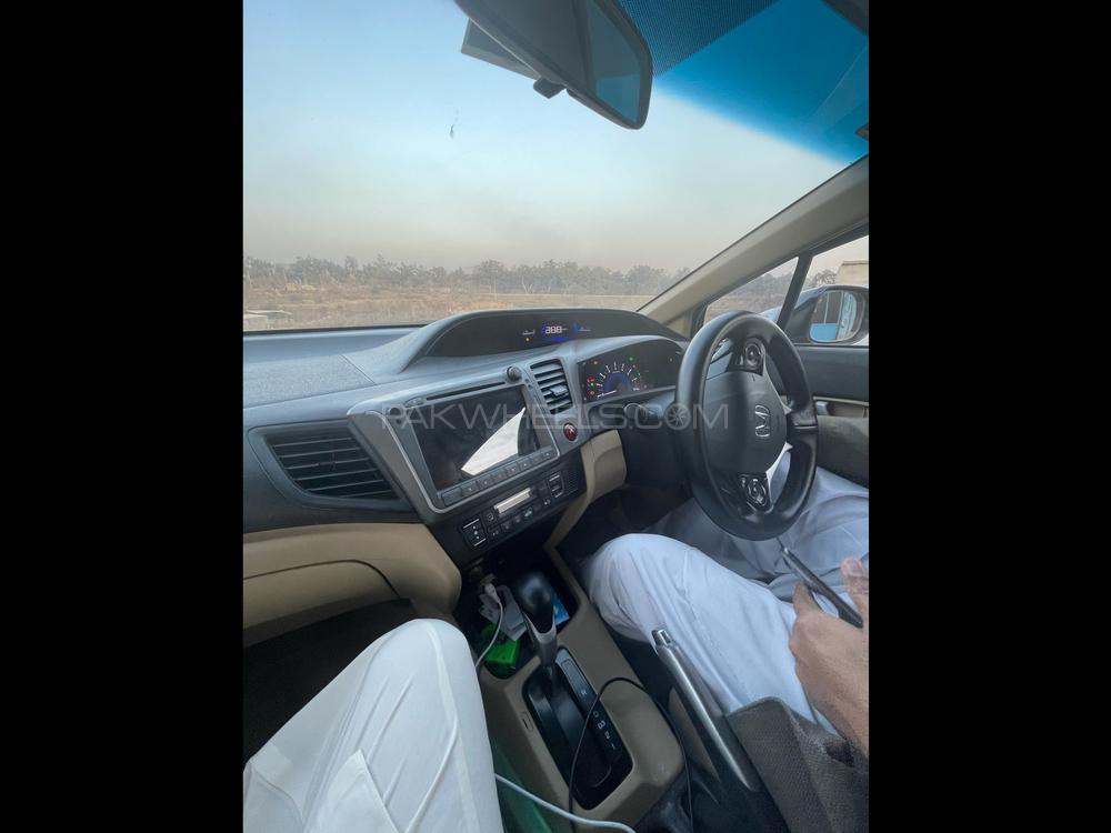 Honda Civic 2013 for Sale in Rawalpindi Honda Civic 2013 for Sale in Rawalpindi Image-3