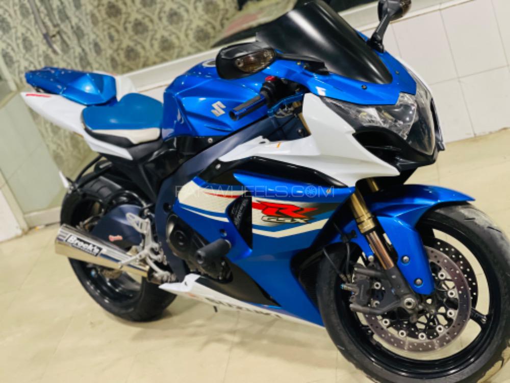 Suzuki GSX-R1000 - 2011  Image-1