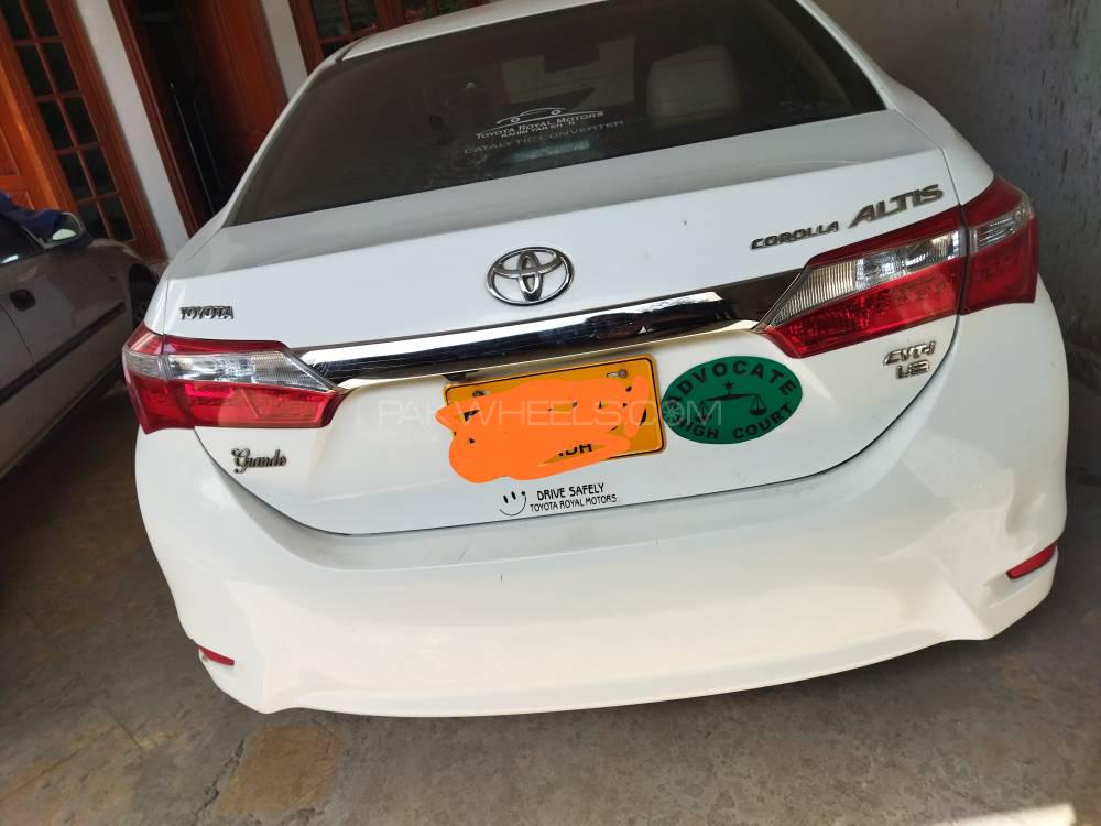 Toyota Corolla 2017 for Sale in Rahim Yar Khan Image-1