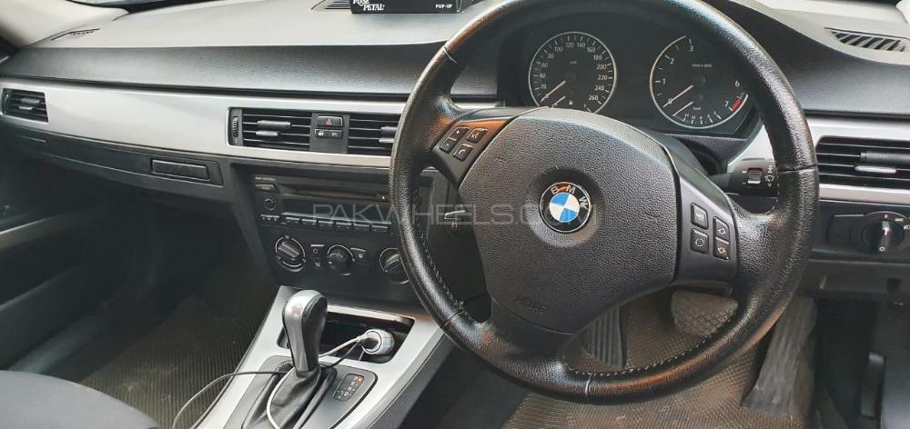 بی ایم ڈبلیو 3 سیریز 2005 for Sale in لاہور Image-1