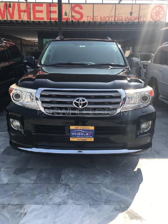 Toyota Land Cruiser 2011 for Sale in Peshawar Image-1