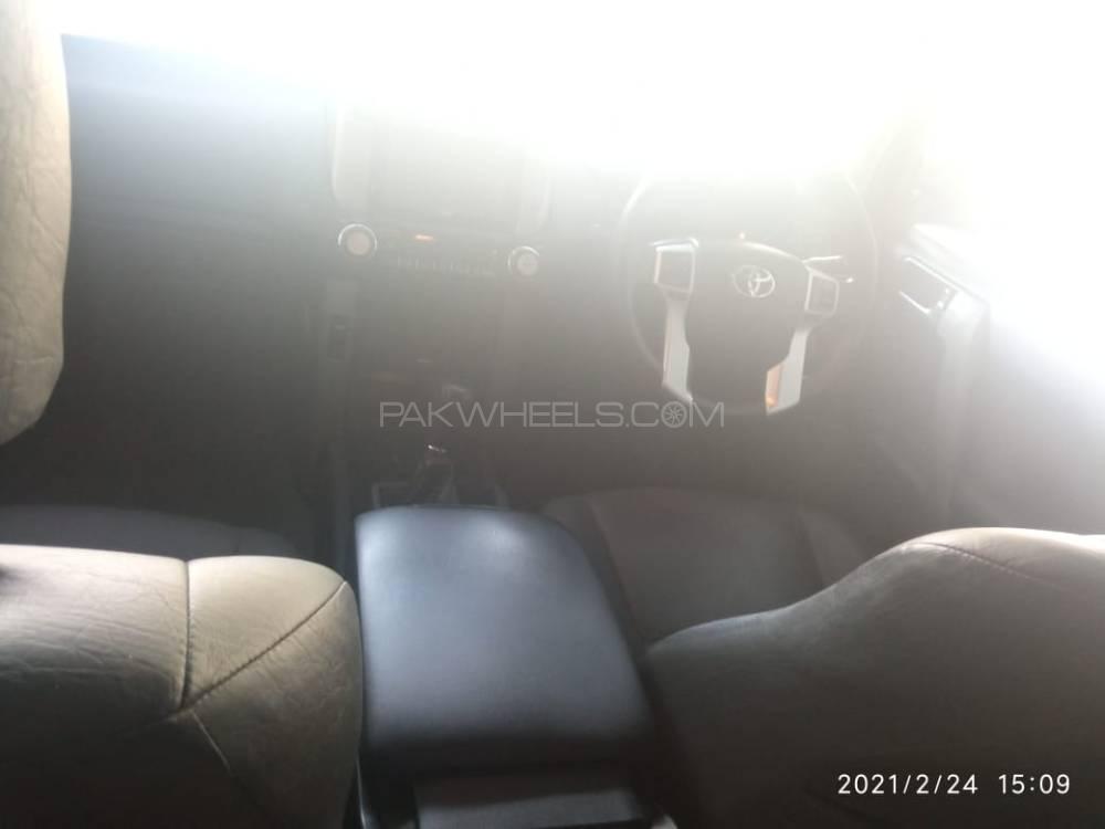 ٹویوٹا پراڈو 2010 for Sale in اسلام آباد ٹویوٹا پراڈو 2010 for Sale in اسلام آباد Image-10