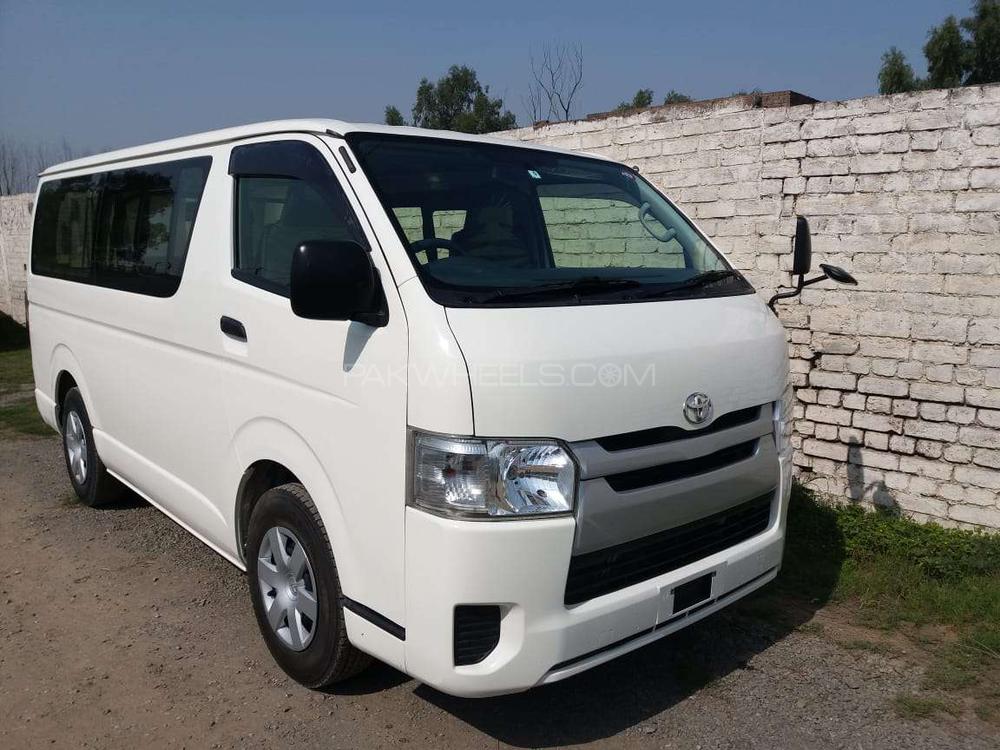 Toyota Hiace 2015 for Sale in Gujranwala Image-1