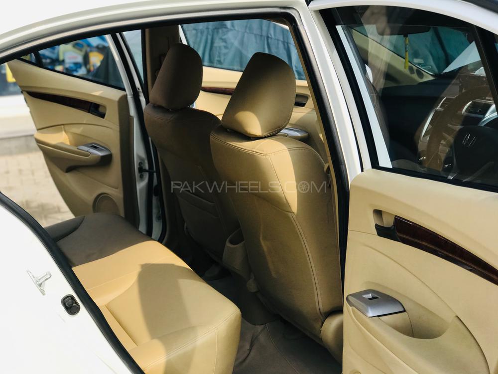 Honda City 2018 for Sale in Peshawar Honda City 2018 for Sale in Peshawar Image-8