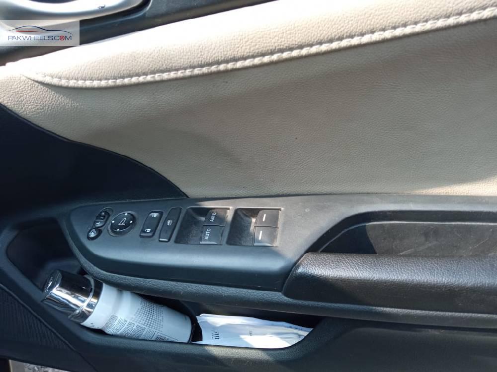 Honda Civic 2019 for Sale in Islamabad Honda Civic 2019 for Sale in Islamabad Image-7