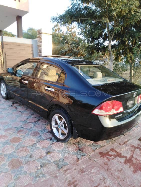 Honda Civic 2011 for Sale in Multan Honda Civic 2011 for Sale in Multan Image-6