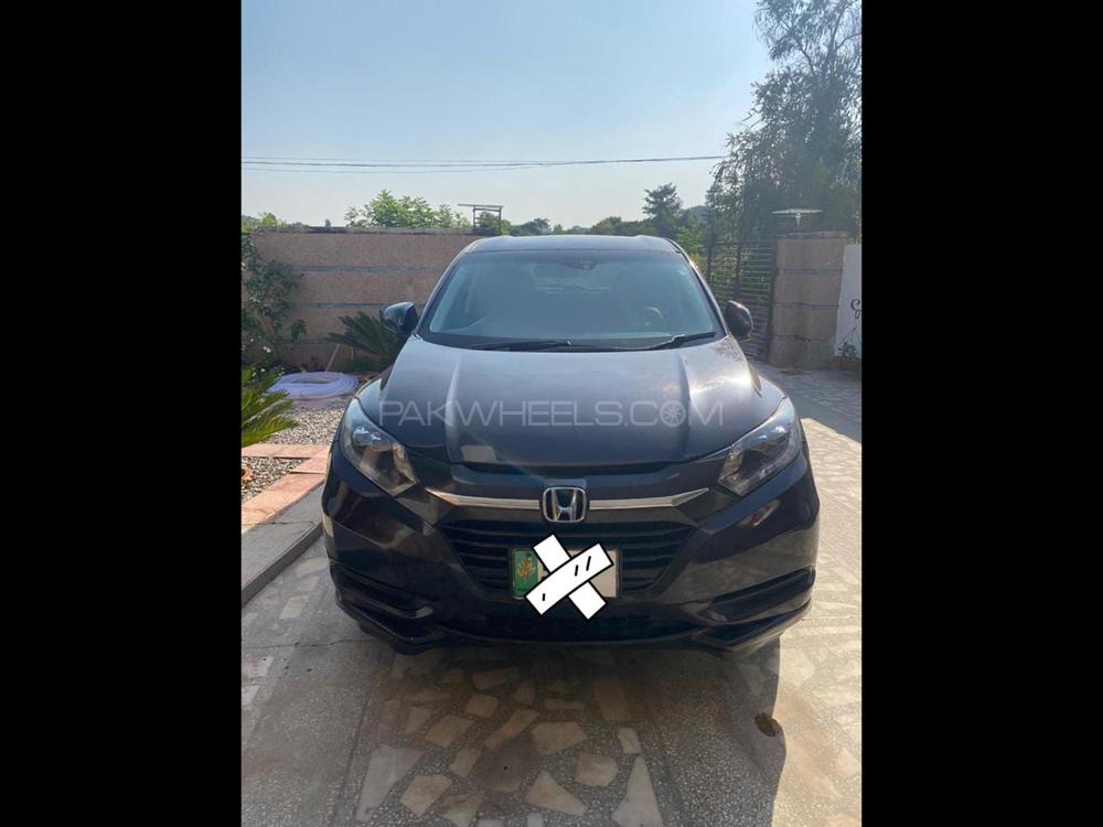 Honda Vezel 2014 for Sale in Lahore Image-1