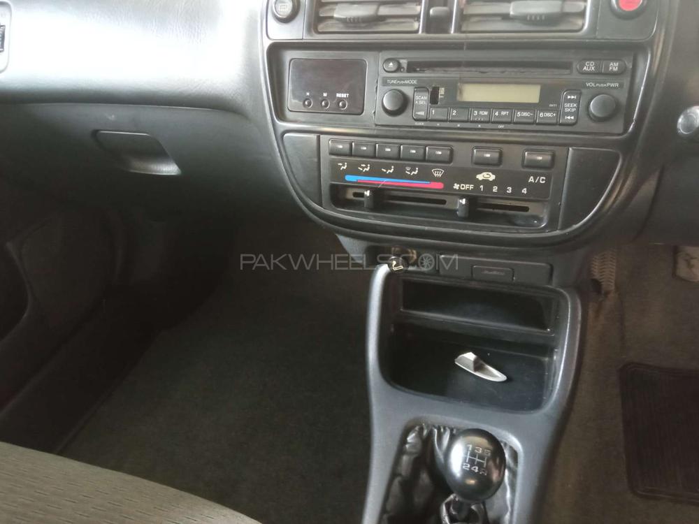 Honda Civic 2000 for Sale in Lahore Honda Civic 2000 for Sale in Lahore Image-8