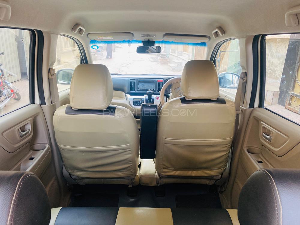 Honda N Wgn 2014 for Sale in Faisalabad Honda N Wgn 2014 for Sale in Faisalabad Image-6