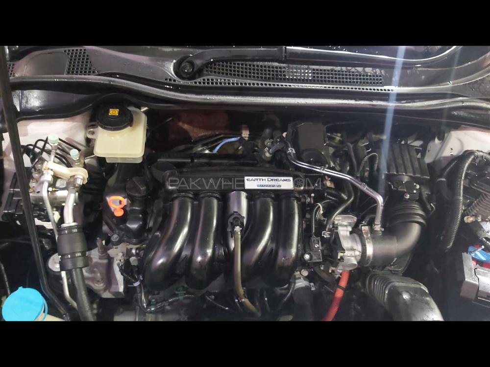 Honda Vezel 2013 for Sale in Rawalpindi Honda Vezel 2013 for Sale in Rawalpindi Image-7