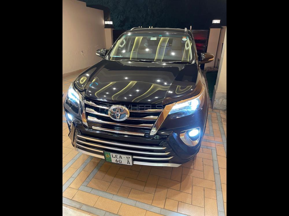 ٹویوٹا فورچیونر 2017 for Sale in لاہور ٹویوٹا فورچیونر 2017 for Sale in لاہور Image-4