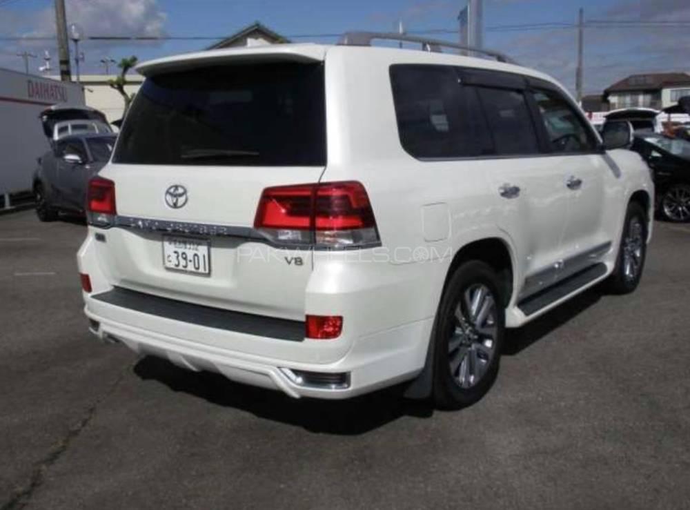 Toyota Land Cruiser 2015 for Sale in Lahore Toyota Land Cruiser 2015 for Sale in Lahore Image-4