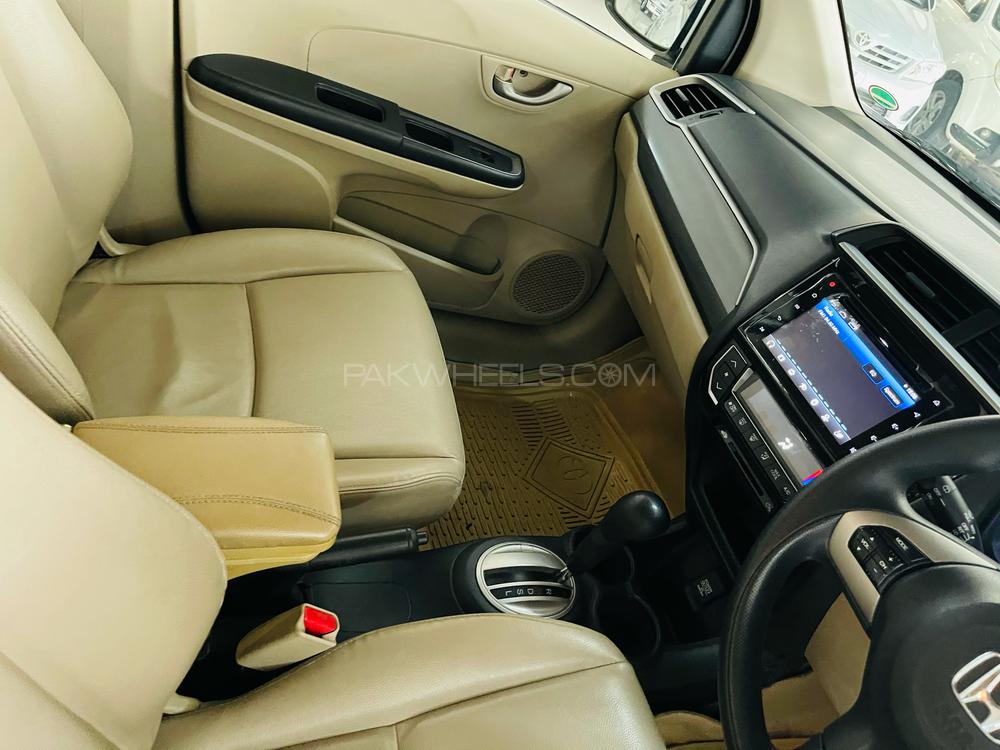 ہونڈا بی آر-وی 2018 for Sale in پشاور ہونڈا بی آر-وی 2018 for Sale in پشاور Image-8