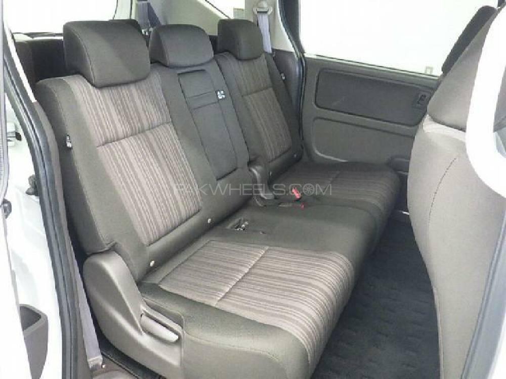 Honda Freed 2016 for Sale in Lahore Honda Freed 2016 for Sale in Lahore Image-7