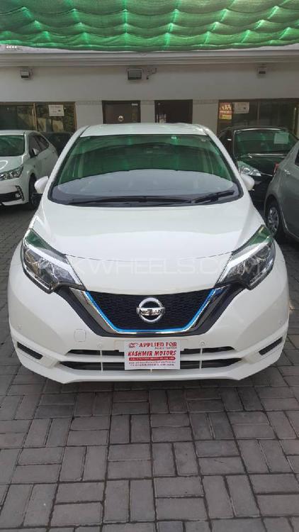 Nissan Note 2017 for Sale in Lahore Image-1