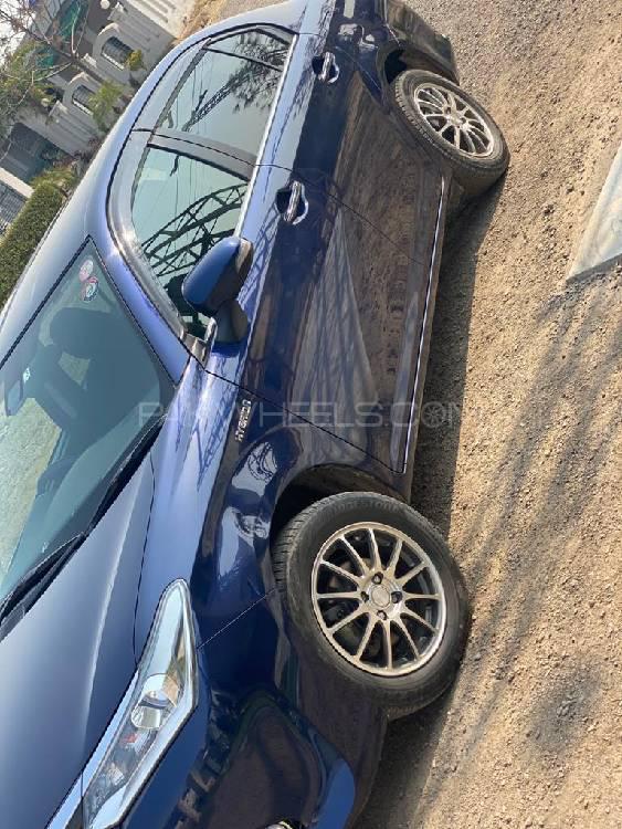 Toyota Corolla Axio 2017 for Sale in Lahore Toyota Corolla Axio 2017 for Sale in Lahore Image-6