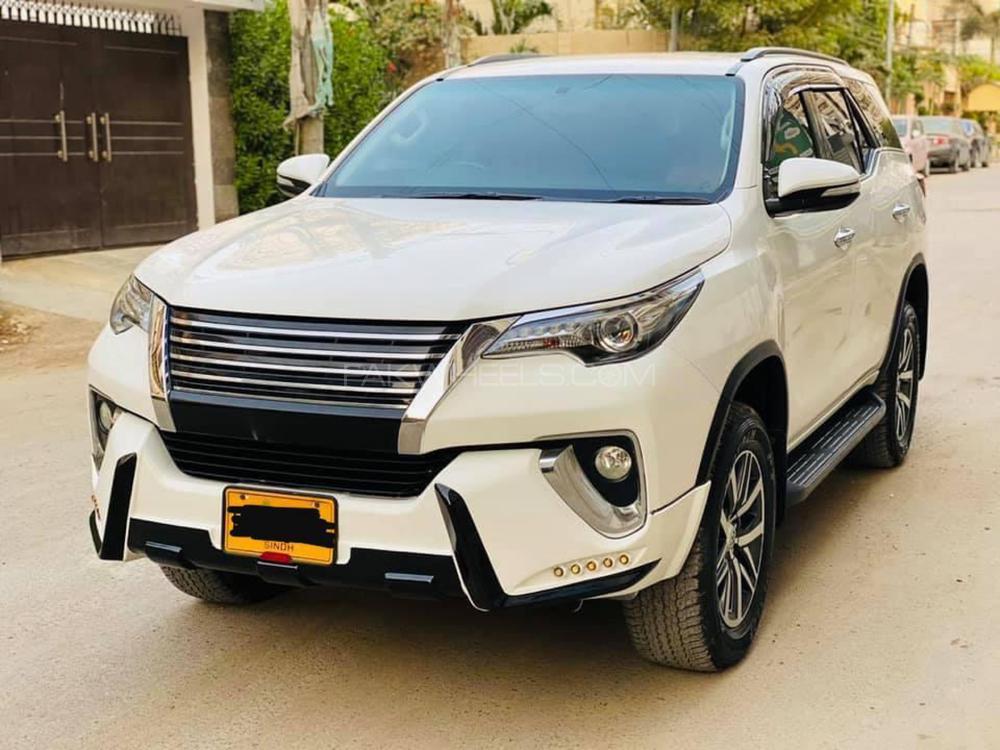 ٹویوٹا فورچیونر 2017 for Sale in کراچی ٹویوٹا فورچیونر 2017 for Sale in کراچی Image-2