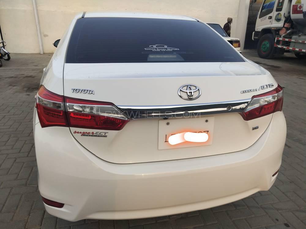 Toyota Corolla 2015 for Sale in Multan Toyota Corolla 2015 for Sale in Multan Image-4