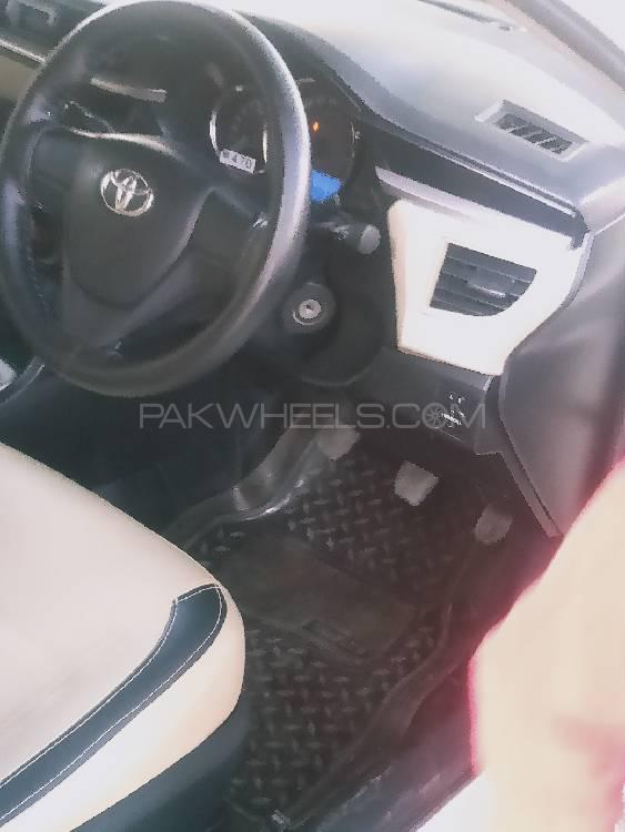 Toyota Corolla 2015 for Sale in Gujrat Image-1