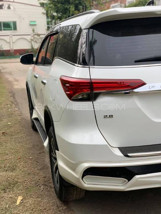 Toyota Fortuner 2019 for Sale in Karachi Toyota Fortuner 2019 for Sale in Karachi Image-10
