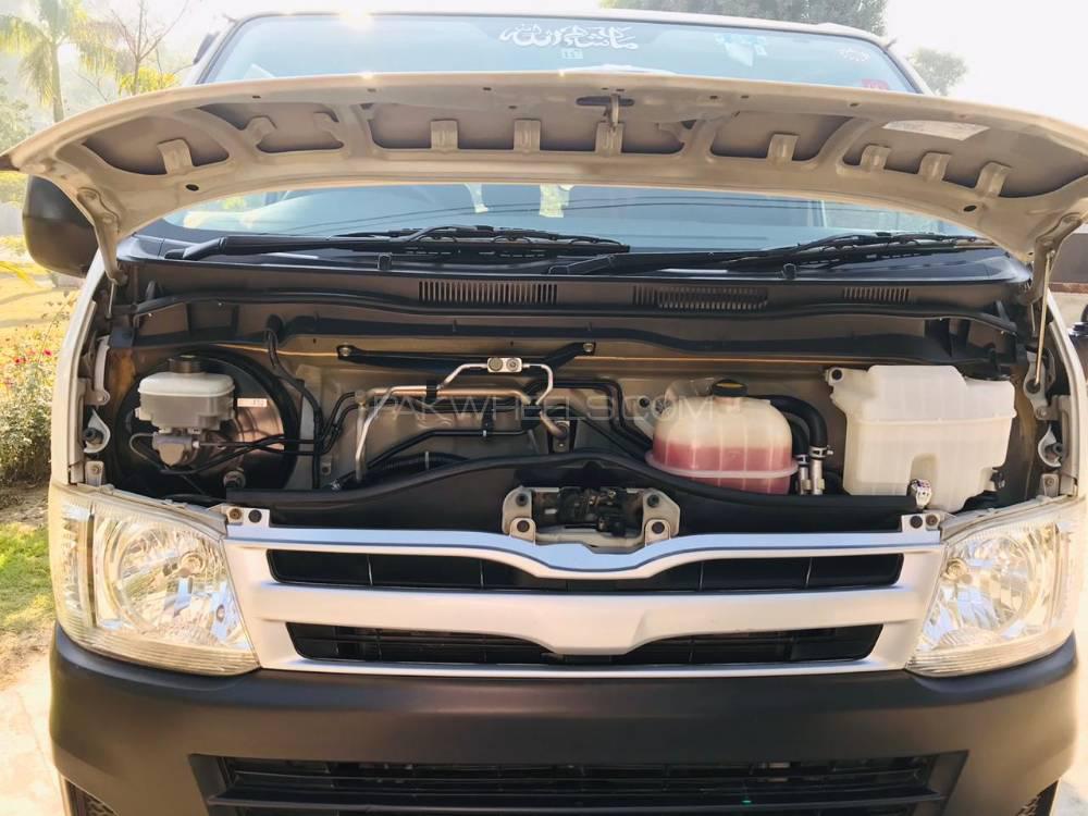 Toyota Hiace 2018 for Sale in Multan Image-1