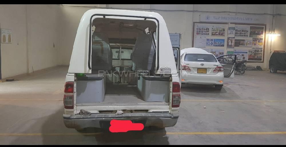 Toyota Hilux 2013 for Sale in Karachi Toyota Hilux 2013 for Sale in Karachi Image-3