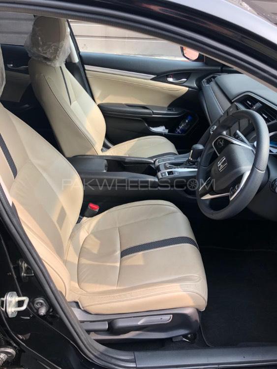 Honda Civic 2020 for Sale in Faisalabad Honda Civic 2020 for Sale in Faisalabad Image-4