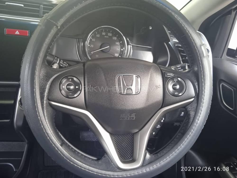 ہونڈا گریس ہائبرڈ 2015 for Sale in لاہور ہونڈا گریس ہائبرڈ 2015 for Sale in لاہور Image-7