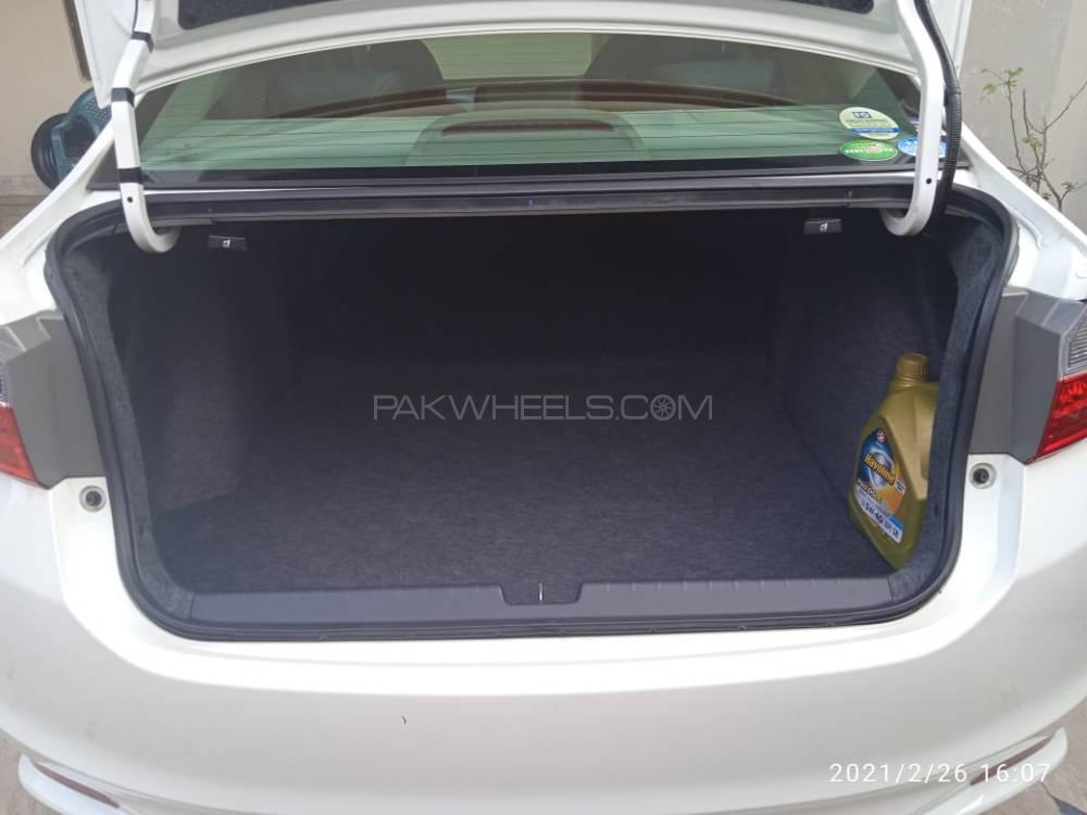 ہونڈا گریس ہائبرڈ 2015 for Sale in لاہور ہونڈا گریس ہائبرڈ 2015 for Sale in لاہور Image-19