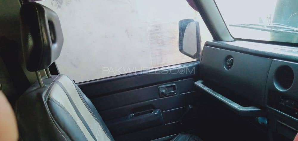 Suzuki Jimny Sierra 2000 for Sale in Dadu Suzuki Jimny Sierra 2000 for Sale in Dadu Image-7