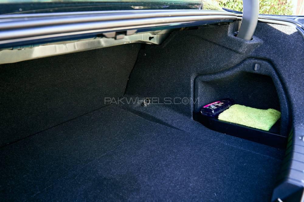 BMW 3 Series 2014 for Sale in Karachi BMW 3 Series 2014 for Sale in Karachi Image-16