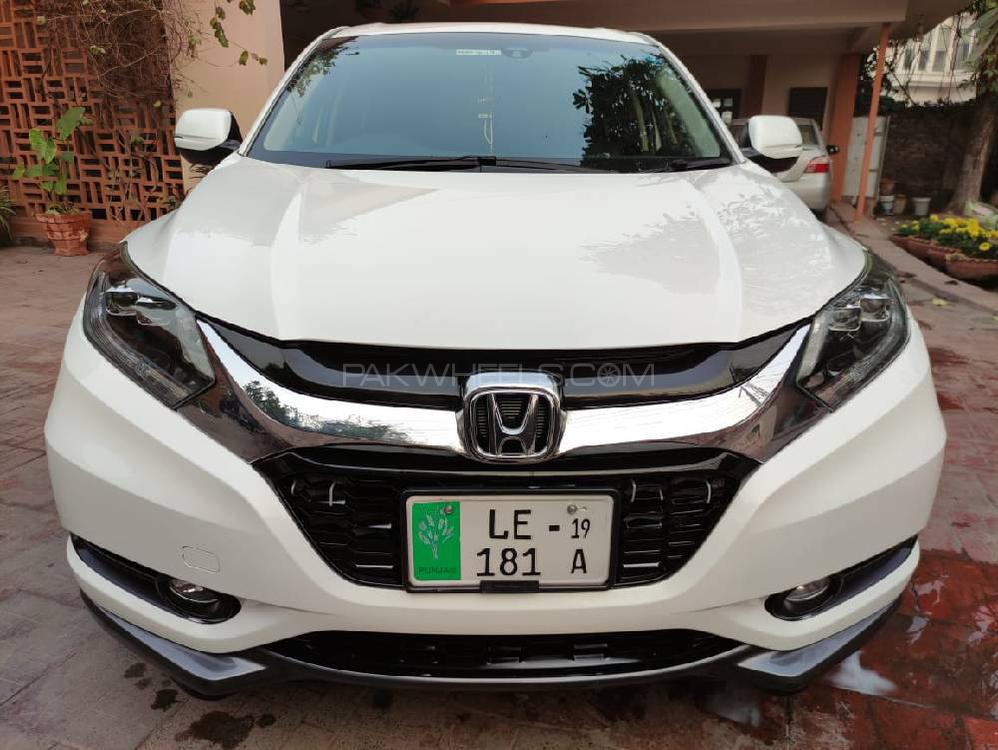 Honda Vezel 2014 for Sale in Lahore Image-1