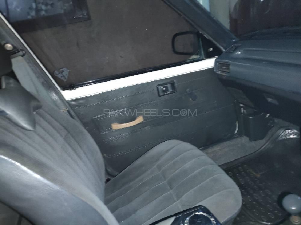 Toyota Corolla 1986 for Sale in Sialkot Toyota Corolla 1986 for Sale in Sialkot Image-13