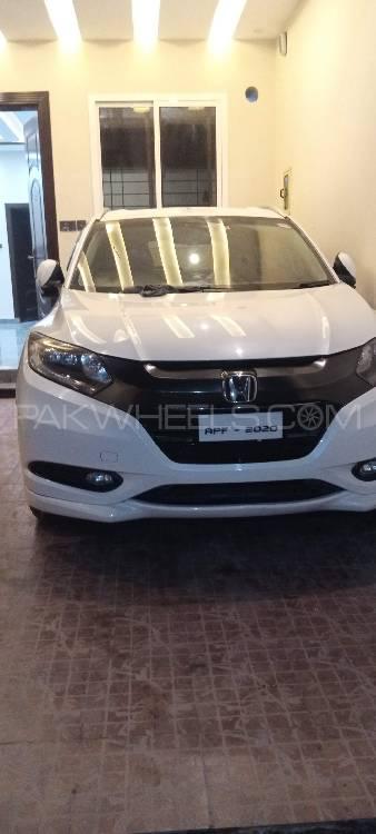 Honda Vezel 2015 for Sale in Lahore Honda Vezel 2015 for Sale in Lahore Image-3