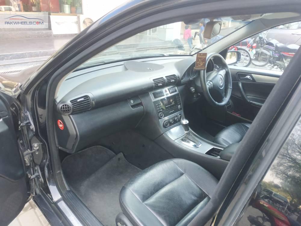 Mercedes Benz C Class 2006 for Sale in Lahore Mercedes Benz C Class 2006 for Sale in Lahore Image-12