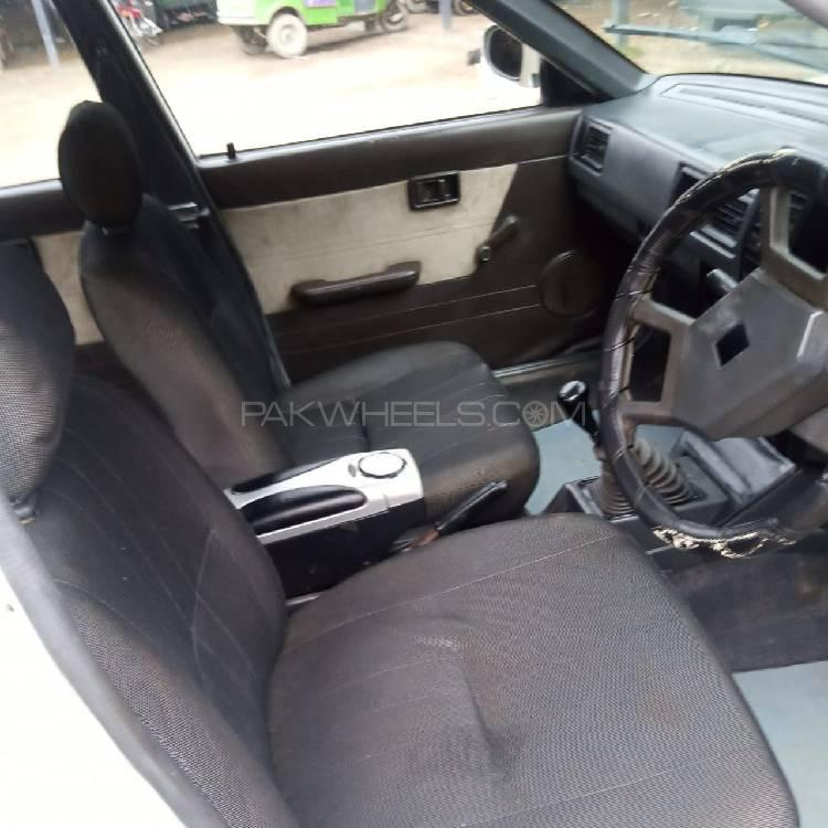 Nissan Sunny 1988 for Sale in Peshawar Nissan Sunny 1988 for Sale in Peshawar Image-5