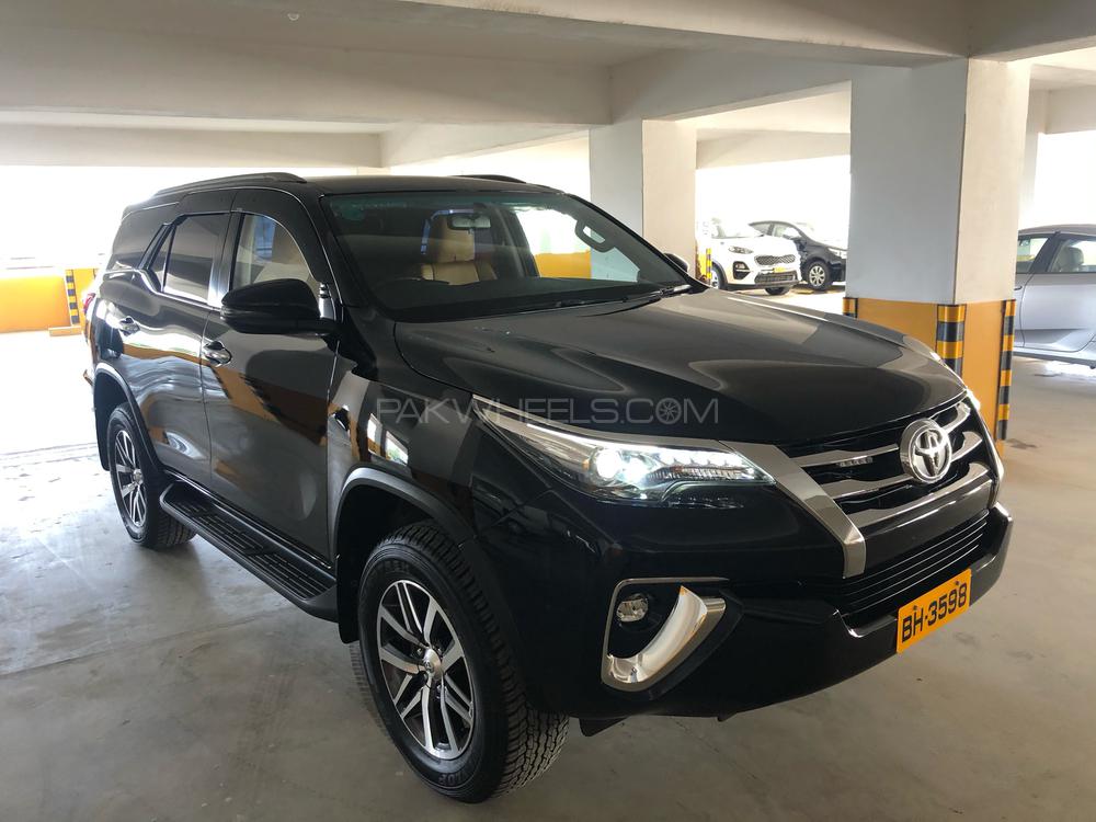 ٹویوٹا فورچیونر 2019 for Sale in کراچی Image-1