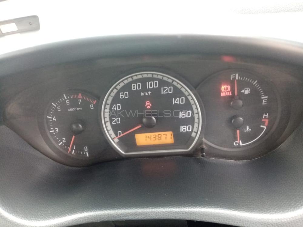 سوزوکی سوئفٹ 2014 for Sale in سیالکوٹ سوزوکی سوئفٹ 2014 for Sale in سیالکوٹ Image-2