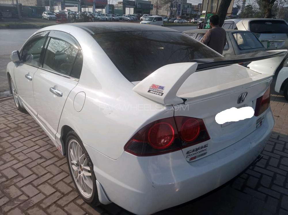Honda Civic 2010 for Sale in Gujranwala Honda Civic 2010 for Sale in Gujranwala Image-5