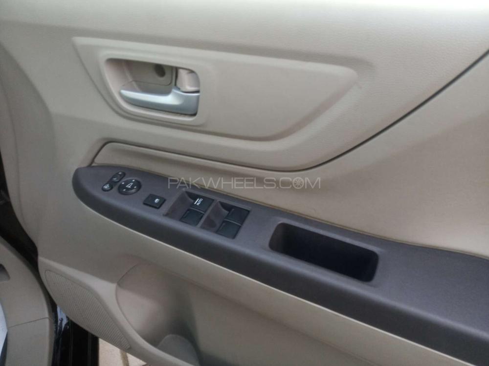 Honda N Wgn 2017 for Sale in Gujranwala Honda N Wgn 2017 for Sale in Gujranwala Image-10