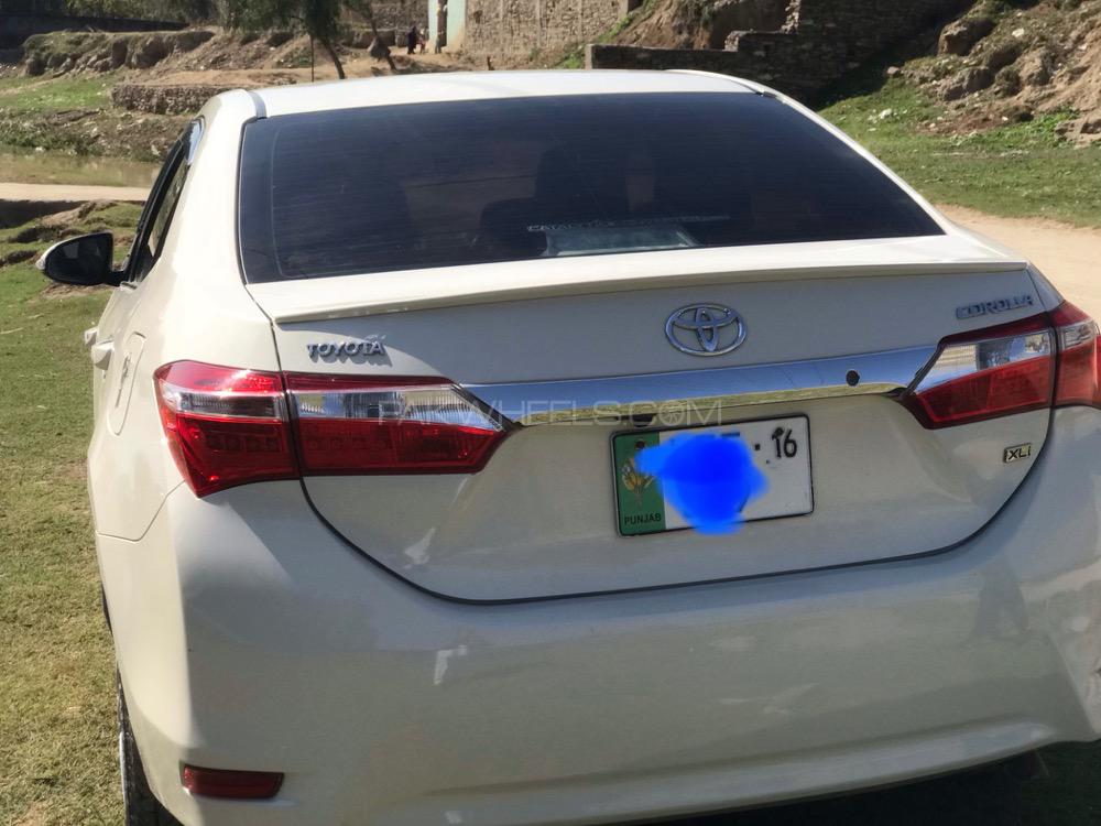 Toyota Corolla 2016 for Sale in Mardan Image-1