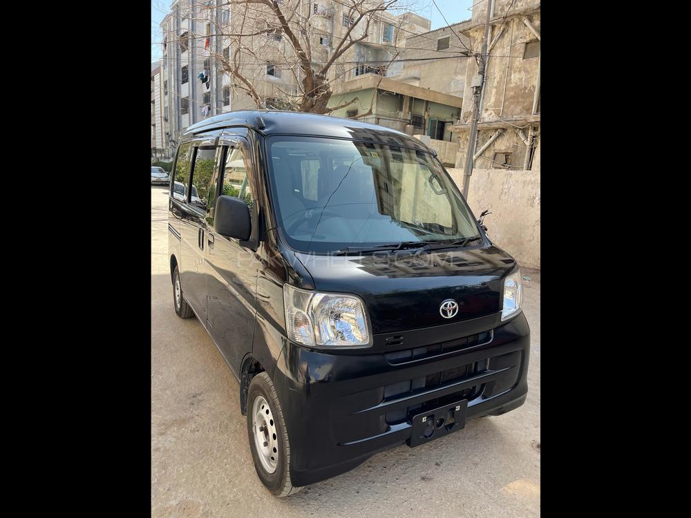 ٹویوٹا پکسیس وین 2016 for Sale in کراچی Image-1