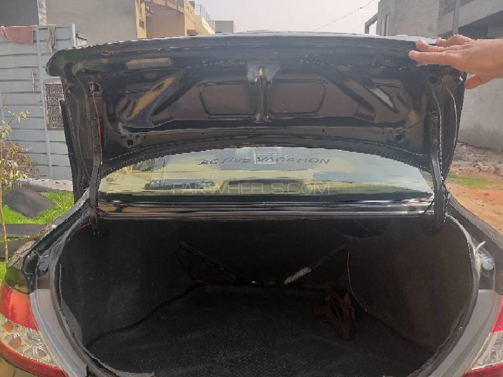 Honda City 2004 for Sale in Lahore Honda City 2004 for Sale in Lahore Image-13