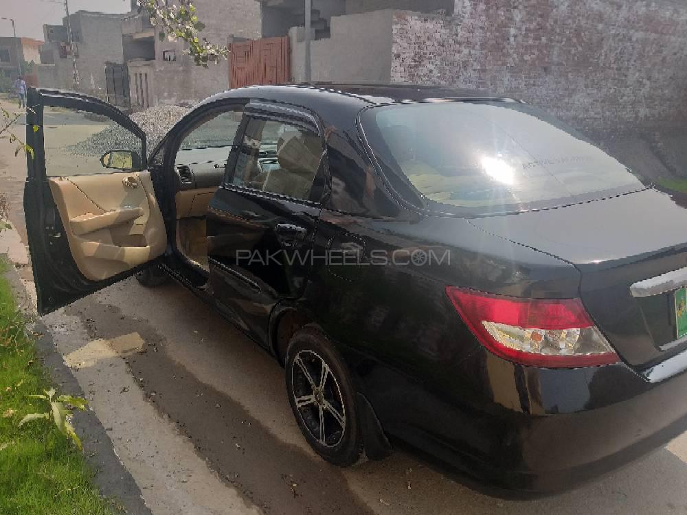 Honda City 2004 for Sale in Lahore Honda City 2004 for Sale in Lahore Image-11