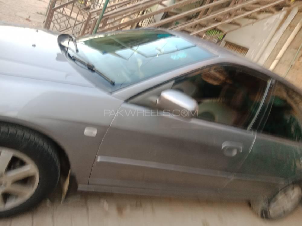 Honda Civic 2004 for Sale in Bahawalpur Honda Civic 2004 for Sale in Bahawalpur Image-4