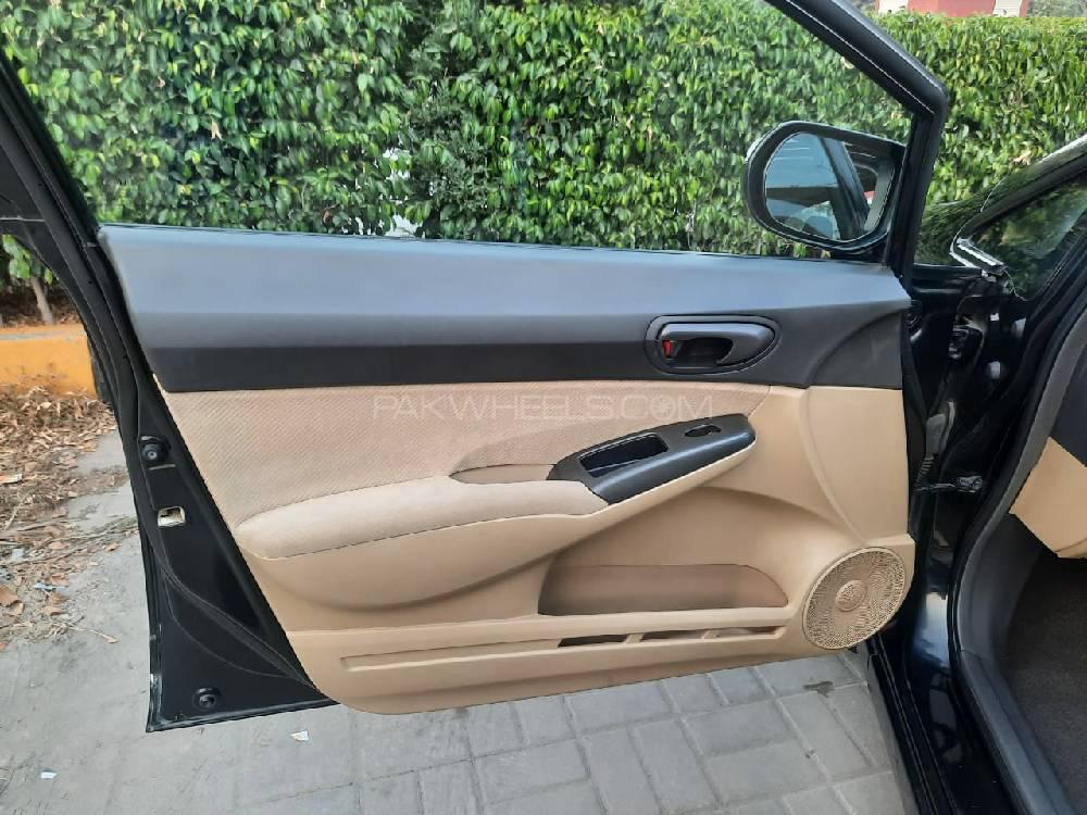 Honda Civic 2011 for Sale in Lahore Honda Civic 2011 for Sale in Lahore Image-11