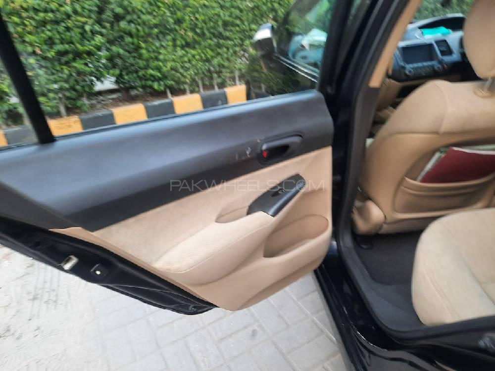 Honda Civic 2011 for Sale in Lahore Honda Civic 2011 for Sale in Lahore Image-5