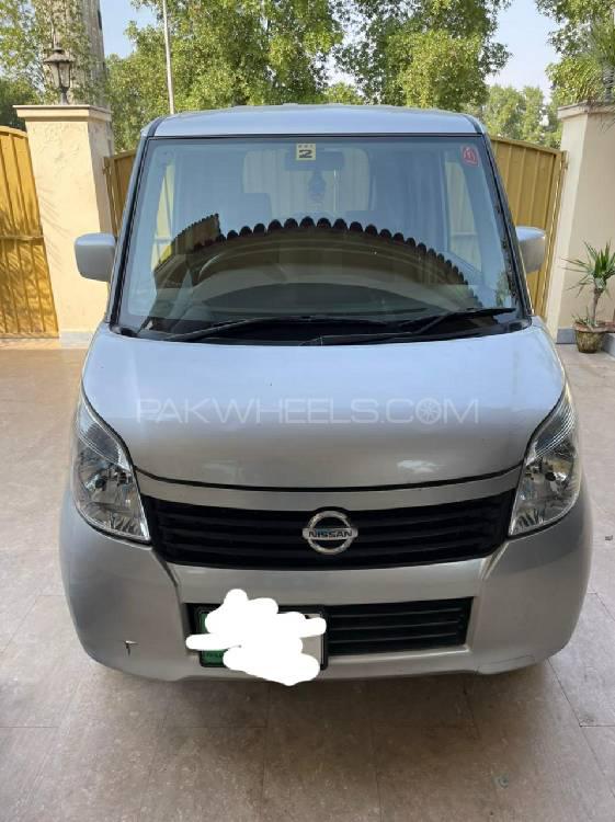 نسان روکس 2011 for Sale in لاہور نسان روکس 2011 for Sale in لاہور Image-9