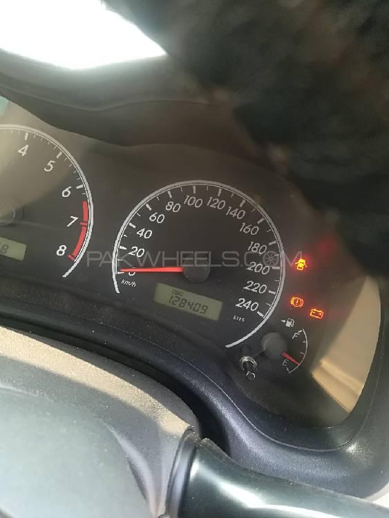Toyota Corolla 2012 for Sale in Lahore Toyota Corolla 2012 for Sale in Lahore Image-10