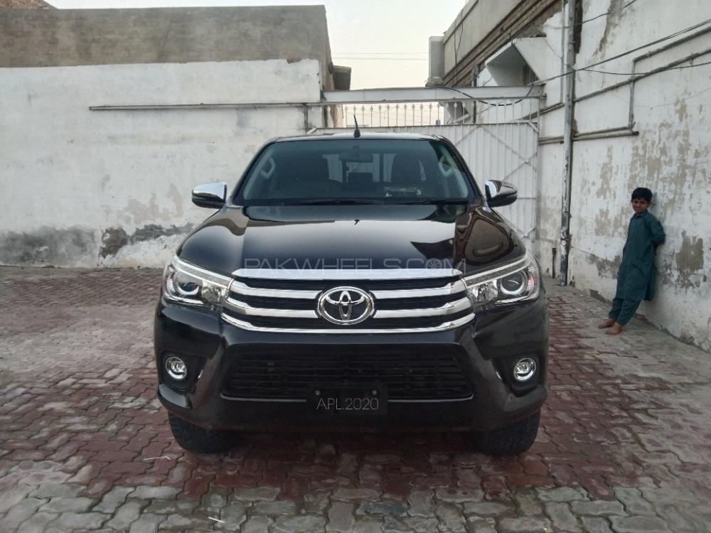 Toyota Hilux 2020 for Sale in Dera ismail khan Toyota Hilux 2020 for Sale in Dera ismail khan Image-16